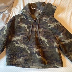 Camouflage Cropped Sherpa Hoodie
